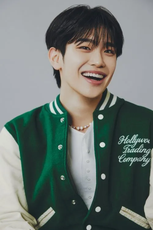 ??? ha trabajado con Kim Tae-rae en 3 ocasiones