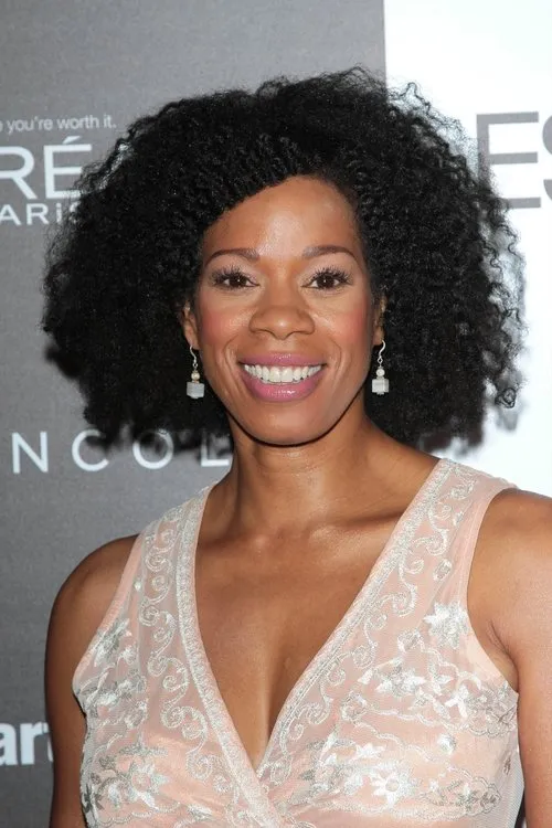 Kim Wayans interpretando a Faye