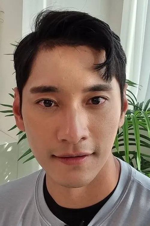 Kim Yo-han en su biografía y filmografía