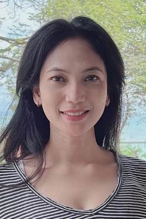 José Rizal Manua ha trabajado con Kinaryosih en 2 ocasiones