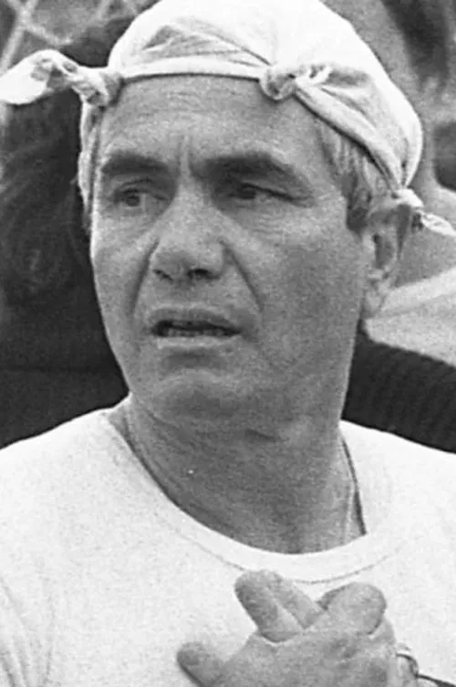 Lyubomir Mladenov ha trabajado con Kiril Gospodinov en 1 ocasiones