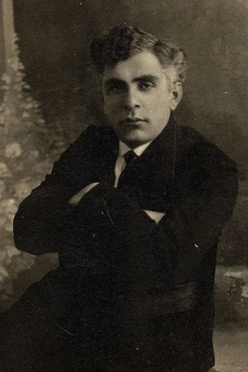 Levan Khotivari ha trabajado con Kirile Macharadze en 2 ocasiones