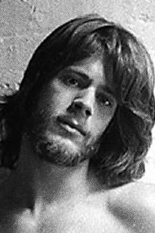 Ray Frank ha trabajado con Kirk Luna en 1 ocasiones