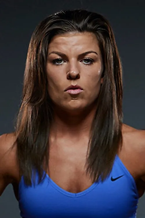 Kirstie Bavington interpretando a Self