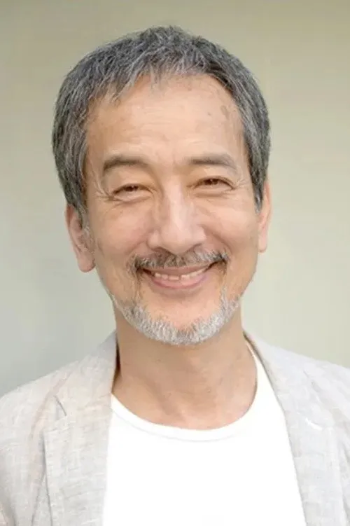 Kisho Ichiyama interpretando a Hiroshi Araki