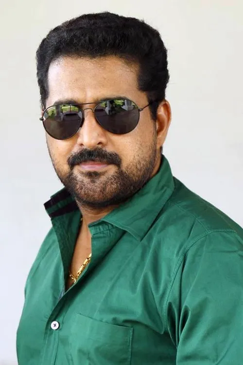 Kishor Satya interpretando a