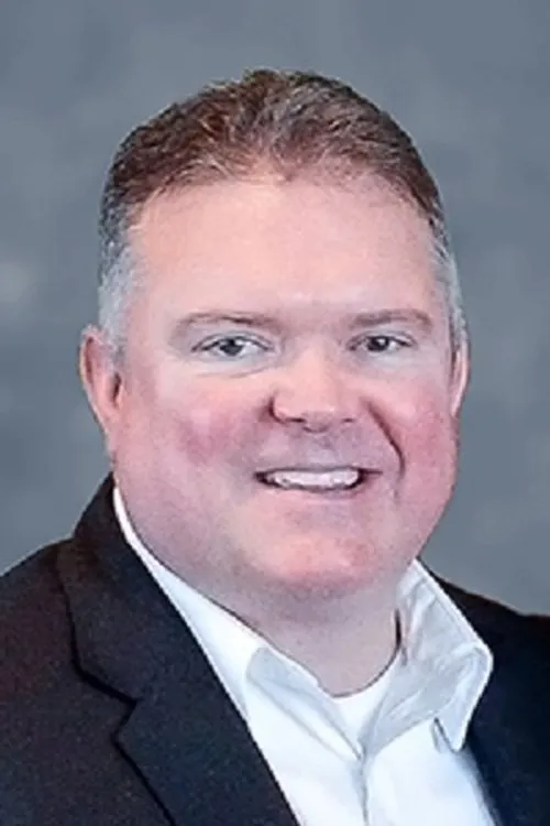 Foto de perfil del actor KJ Schrock en el reparto