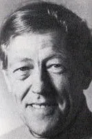 Kjeld Brask Andersen interpretando a Herr Ditlevsen (Drabanthøvding Ditlevsen)