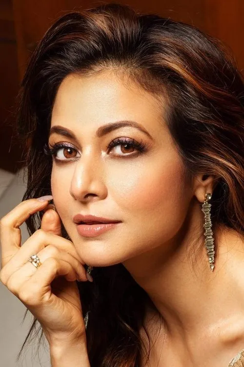 Koel Mallick interpretando a Pratibha