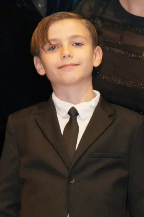 Foto de perfil del actor Kolbjörn Skarsgård en el reparto