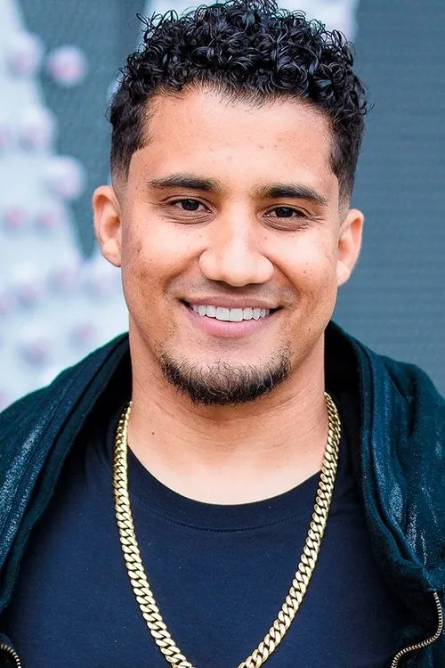 KondZilla — personaje: Self - Host