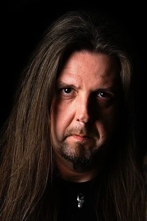 Konrad 'Bobby' Schottkowski interpretando a Self - Drums