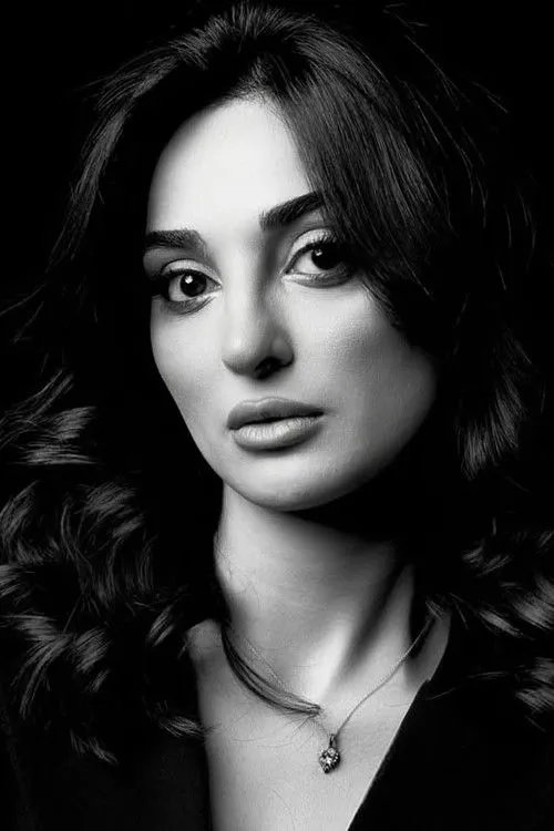 Konul Jafarzadeh interpretando a 