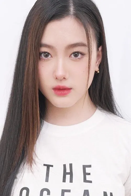 Jorin Khumpiraphan ha trabajado con Korranid Laosubinprasoet en 2 ocasiones