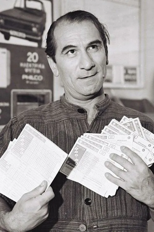 Kostas Hatzihristos interpretando a T?µ???