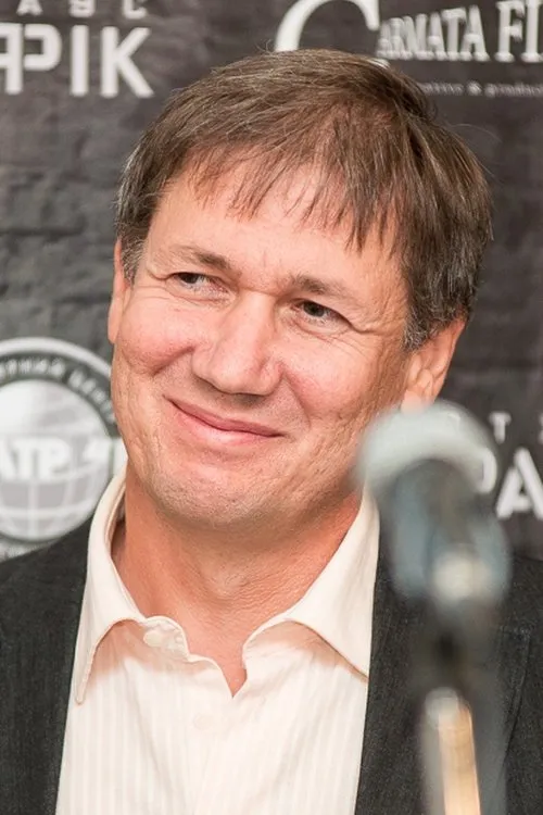 Kostyantyn Mokhnach interpretando a Kostya