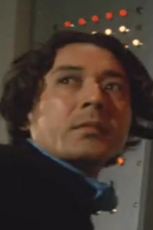 Akiyoshi Kitaura ha trabajado con Kotaro Tomita en 1 ocasiones