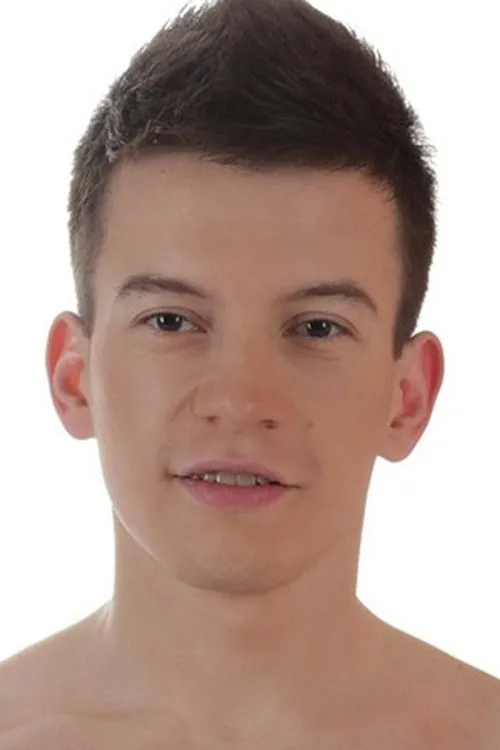 Kris Wallace interpretando a