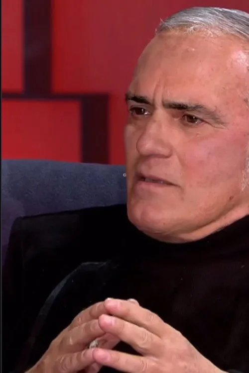 Mina Koxhaku ha trabajado con Kristaq Skrami en 1 ocasiones