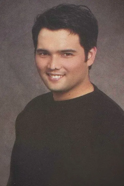 Patrick Garcia ha trabajado con Kristopher Peralta en 4 ocasiones