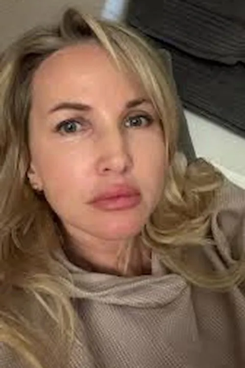 Ana Alexander ha trabajado con Ksenija Janićijević en 2 ocasiones