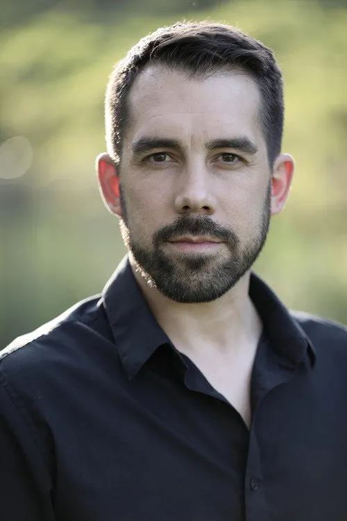 Kurt Kubicek interpretando a Jesse