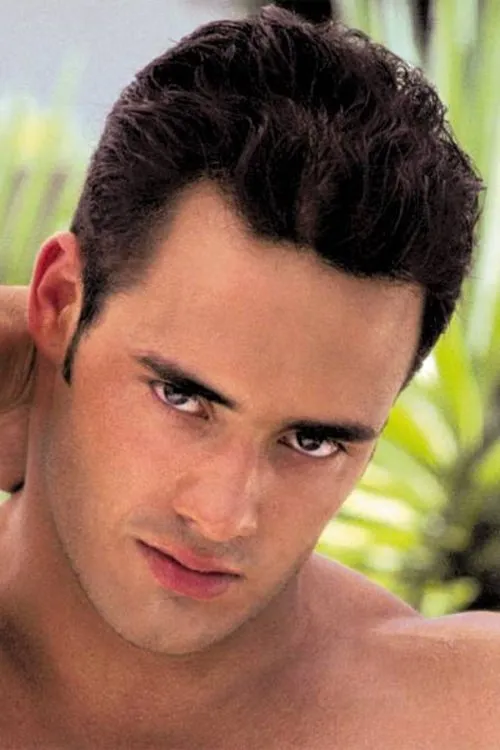 Kurt Stefano interpretando a 