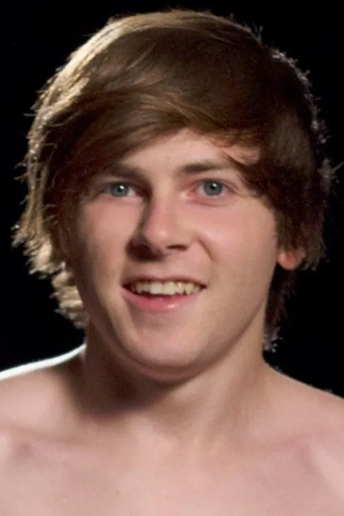 Kurt Summers interpretando a 