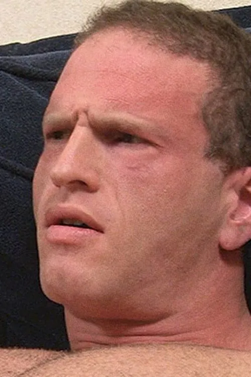 Ken Daniels ha trabajado con Kurt Wood en 2 ocasiones