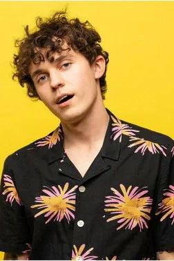 Kurtis Conner — personaje: Tavern Patron