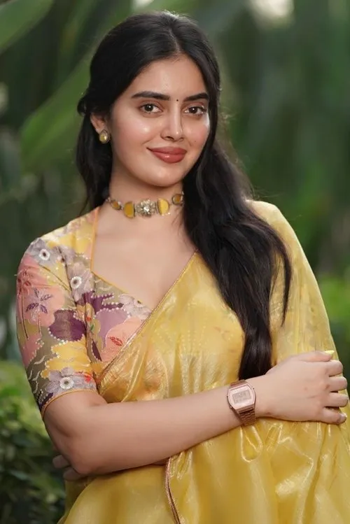 Aakash Srinivas ha trabajado con Kushitha Kallapu en 1 ocasiones