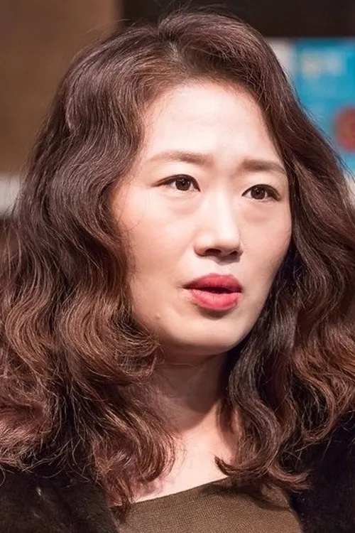 Kwak Ji-sook en su biografía y filmografía