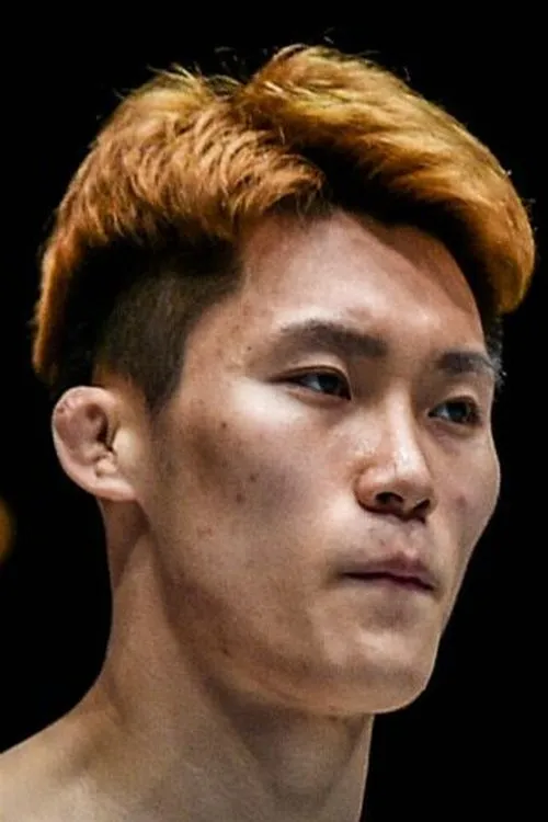 Petchtanong Petchfergus ha trabajado con Kwon Won Il en 1 ocasiones