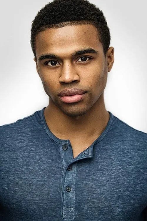 Kyle Bary — personaje: Quincy Dupont