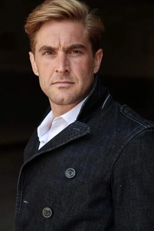 Ash Williams ha trabajado con Kyle Devero en 1 ocasiones