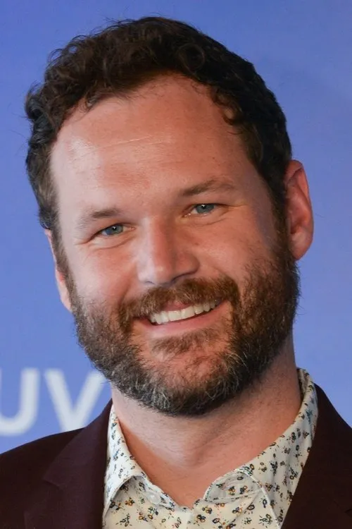 Kyle Marvin — personaje: Miguel McKelvey