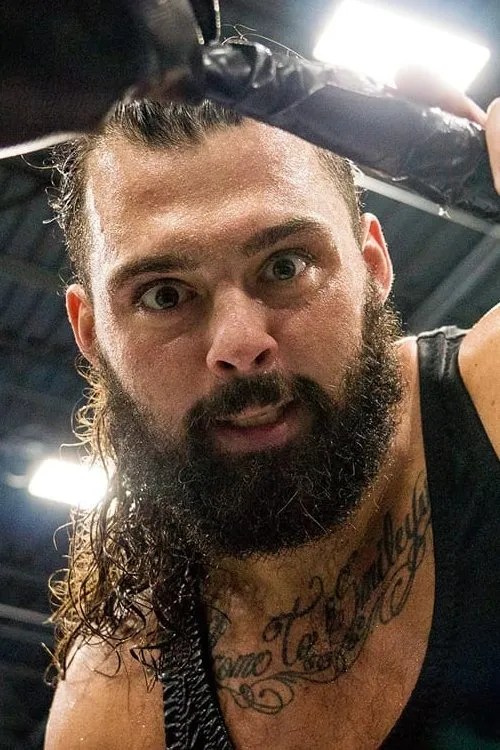 Kyle Winant interpretando a KTB