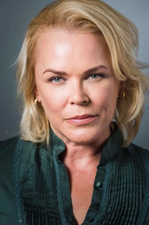 Reeve Carney ha trabajado con Kym Wilson en 1 ocasiones