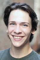 Kyle Matthew Hamilton ha trabajado con L'ogan J'ones en 1 ocasiones