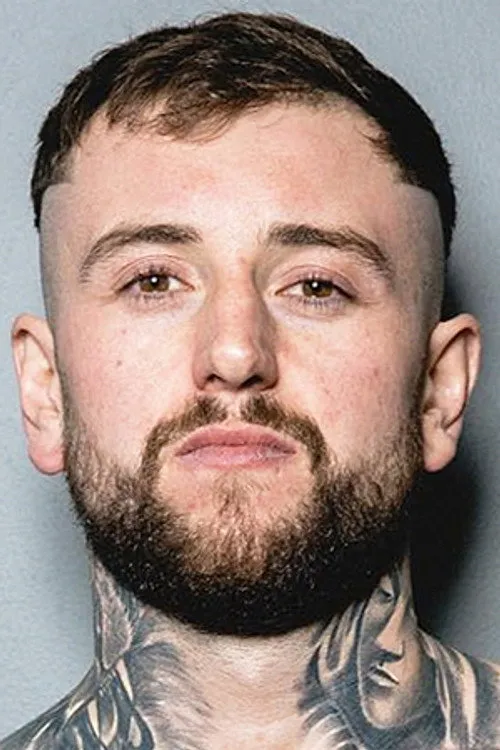 Ken Aitken ha trabajado con Lachlan Higgins en 1 ocasiones