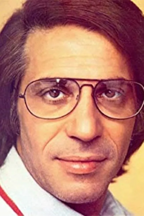 Laerte Morrone — personaje: Vitório Galhardi / Conde de Parma