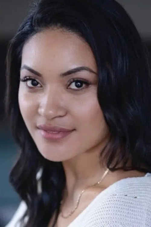 Lagi Farani interpretando a Eva