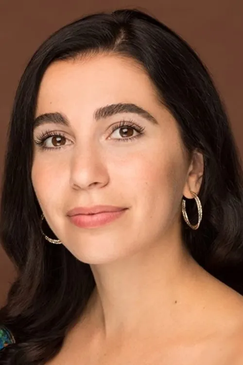 Lainey Lipson — personaje: Scene