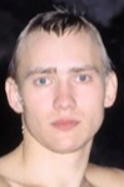 Lainis interpretando a On DVD only