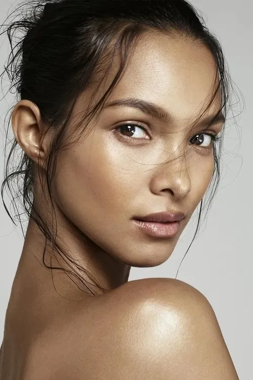 Lais Ribeiro en su biografía y filmografía