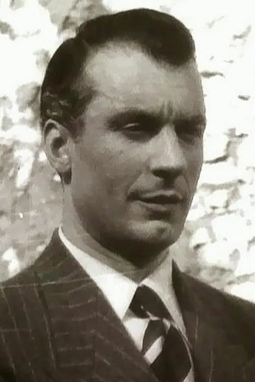 Lalas Iakovidis interpretando a