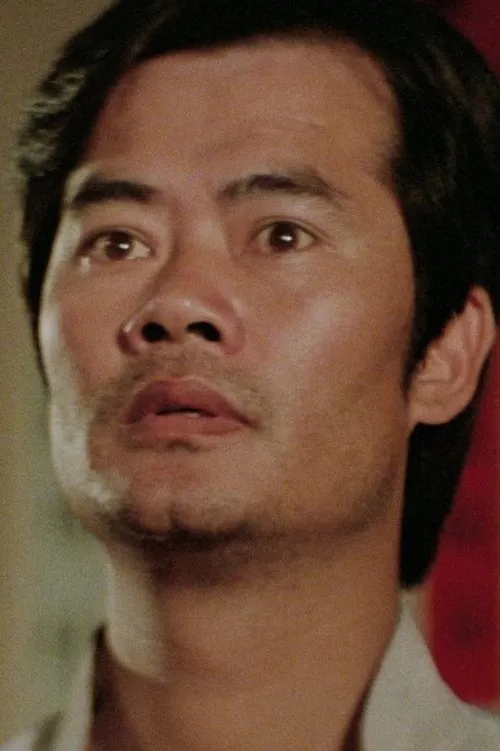 Lam Tit-Ching interpretando a Food seller