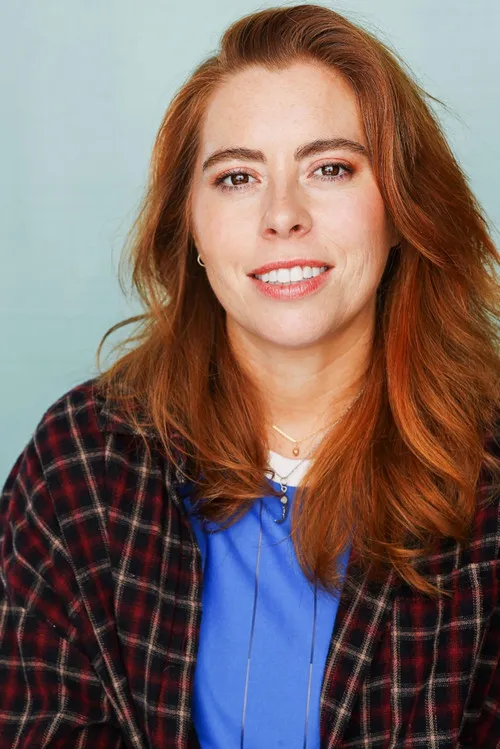 Langdon Ferguson interpretando a Simone