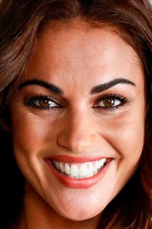 Lara Álvarez — personaje: Self - Co-Hostess