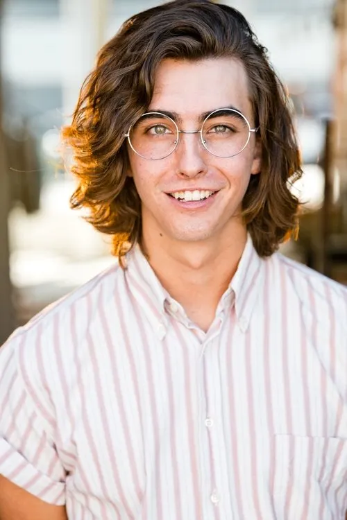 Tristan Welsh ha trabajado con Larsen Deane en 1 ocasiones